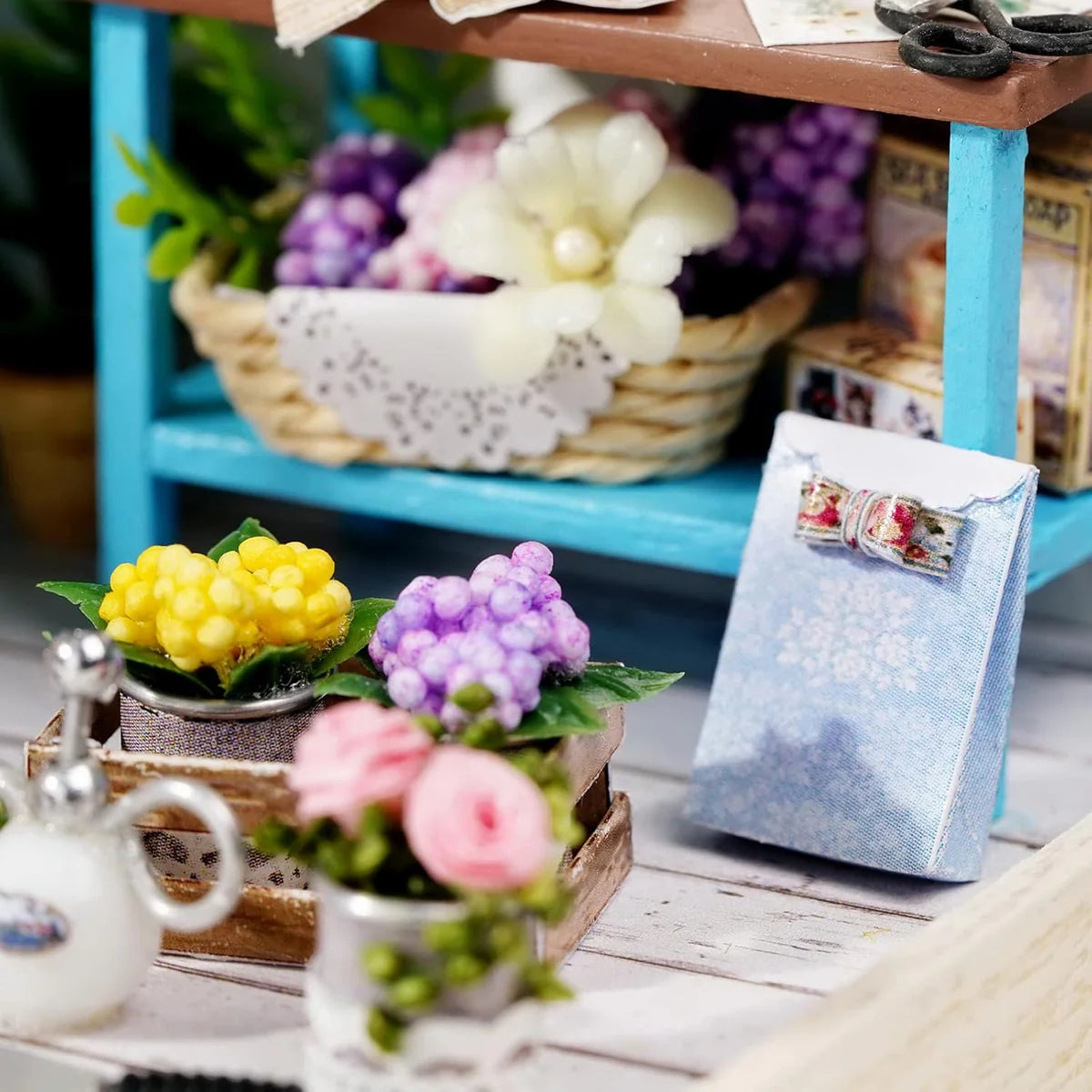 Cutefetti DIY Dollhouse - Corner of Happiness Series Miniature Kit - Corner of Garden