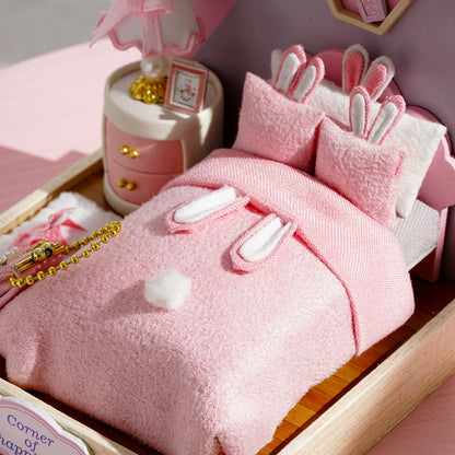 Cutefetti DIY Dollhouse - Corner of Happiness Series Miniature Kit - Crushing Moment