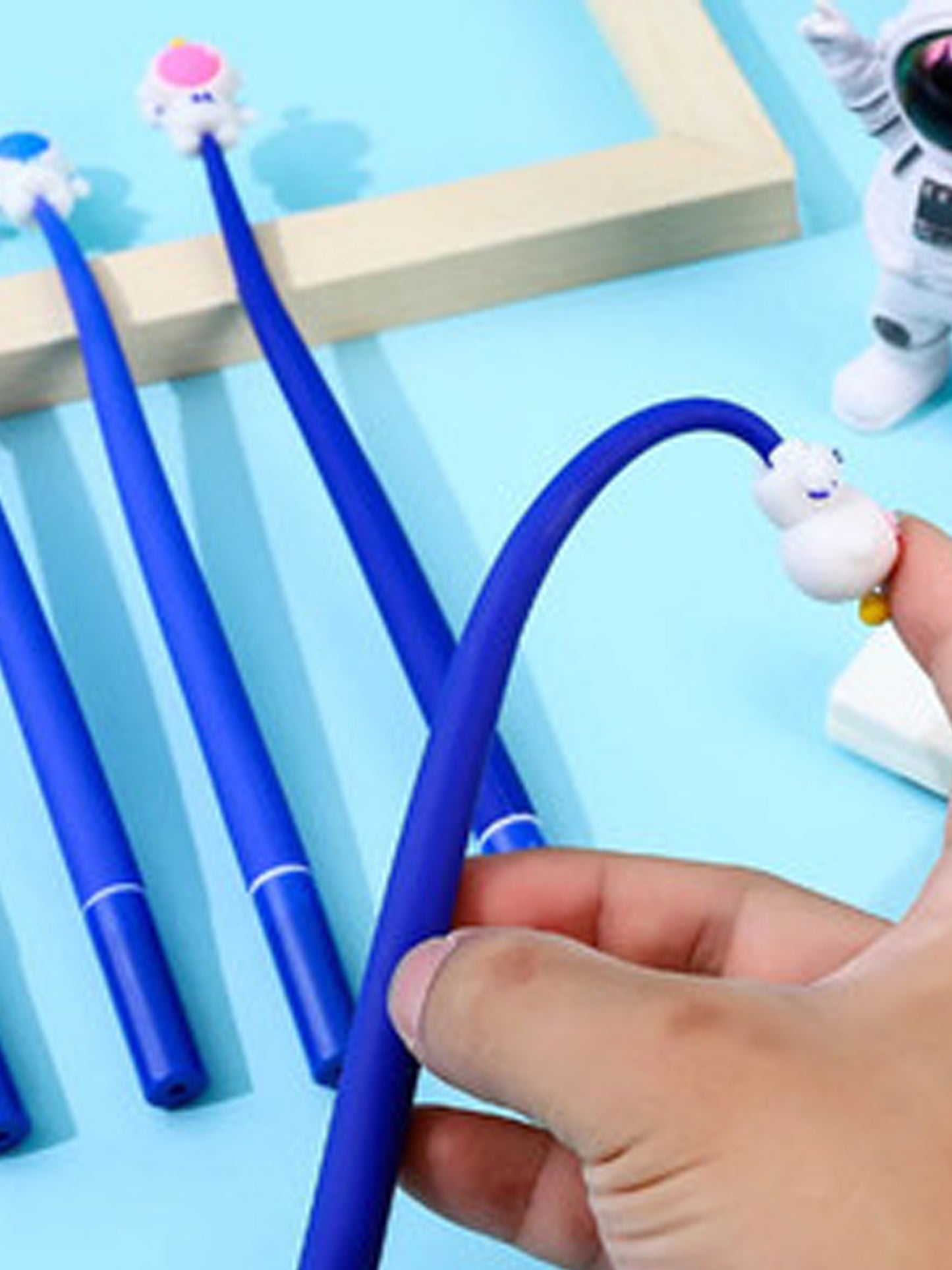 Long Astronaut Silicon Gel Pen