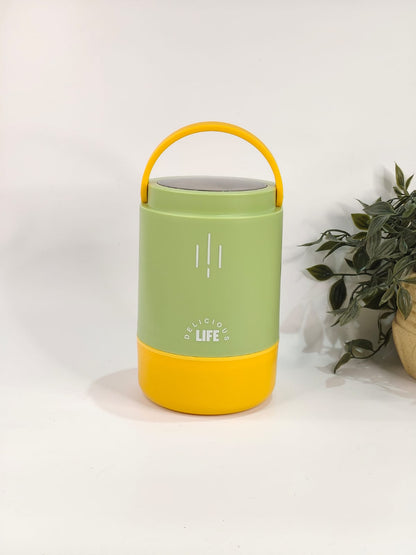 FeastPod – Compact, cute, and leak-proof joy.