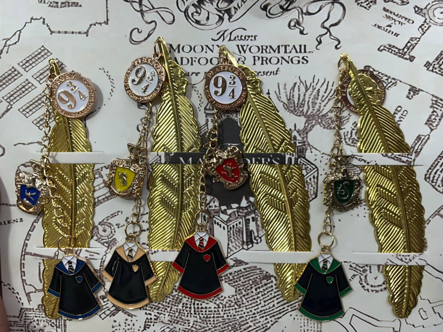 Premium Quill Page Marker with Wizard in Training, Platform 9¾ & Harry-Themed Pendant