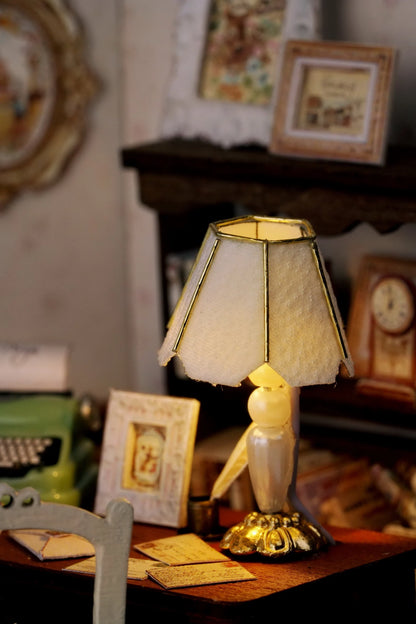 Cutefetti DIY Dollhouse - Corner of Happiness Series Miniature Kit - Elegant Studio